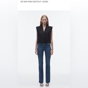 Zara mid-rise raw hem bootcut jeans size 29 8